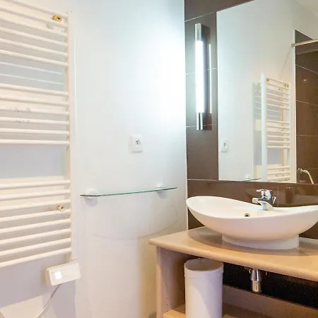 Avec Piscine, Wifi Et Animaux Admis A - Fr-1-165b-34 Apartment