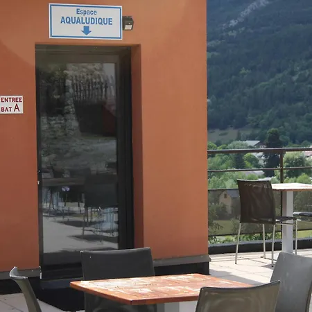 Appartement Avec Piscine, Wifi Et Animaux Admis à - Fr-1-165b-34 Jausiers